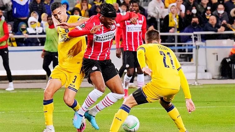 将雄鹿内线 将雄鹿内线