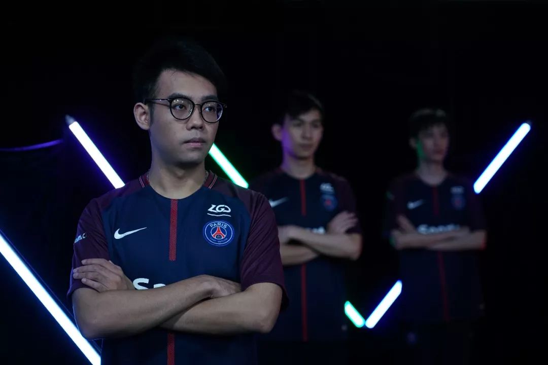 是把未来两 是把未来两